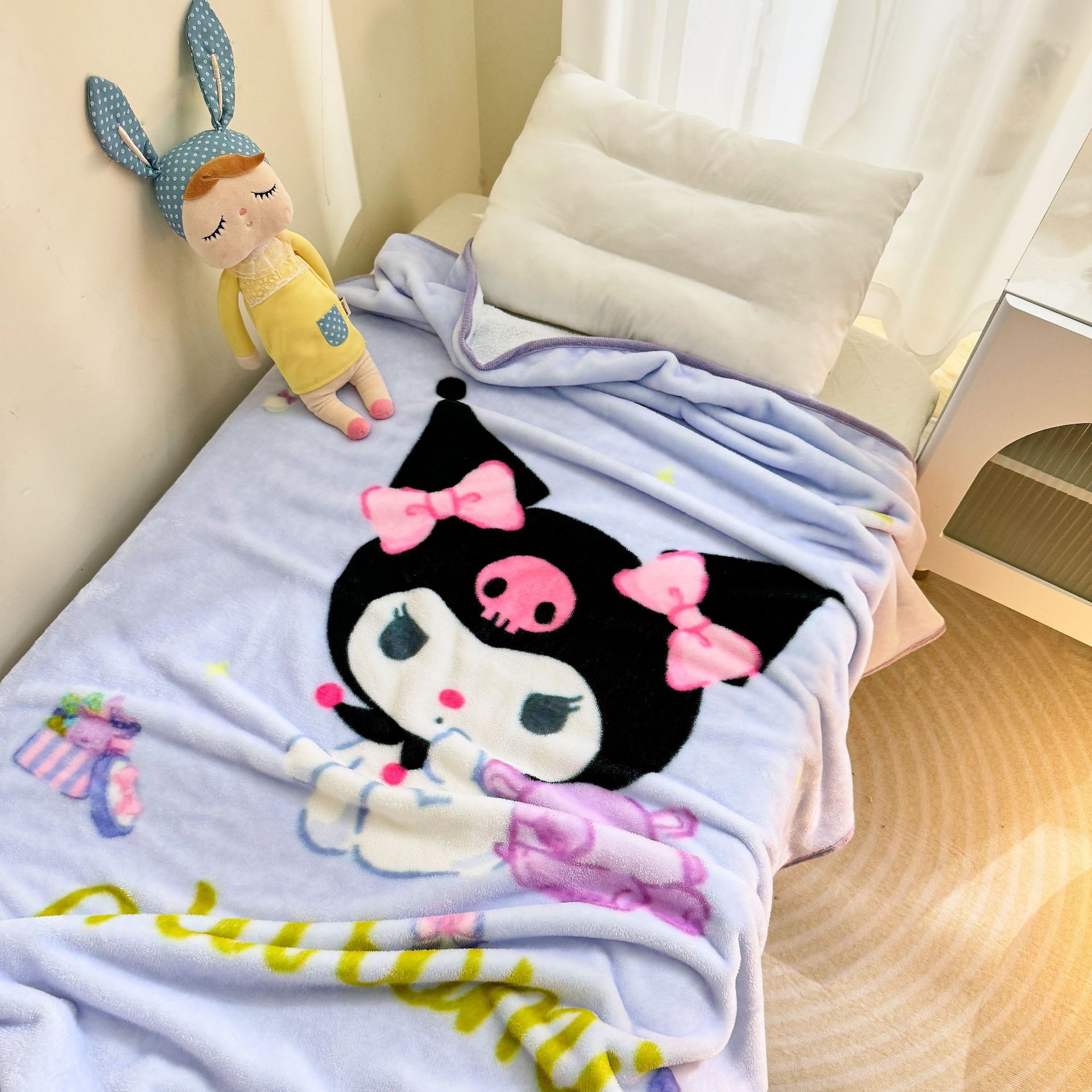 sanrio cartoon blanket milk fiber thick blanket children cartoon nap blanket student nap blanket foreign trade Specification drawing