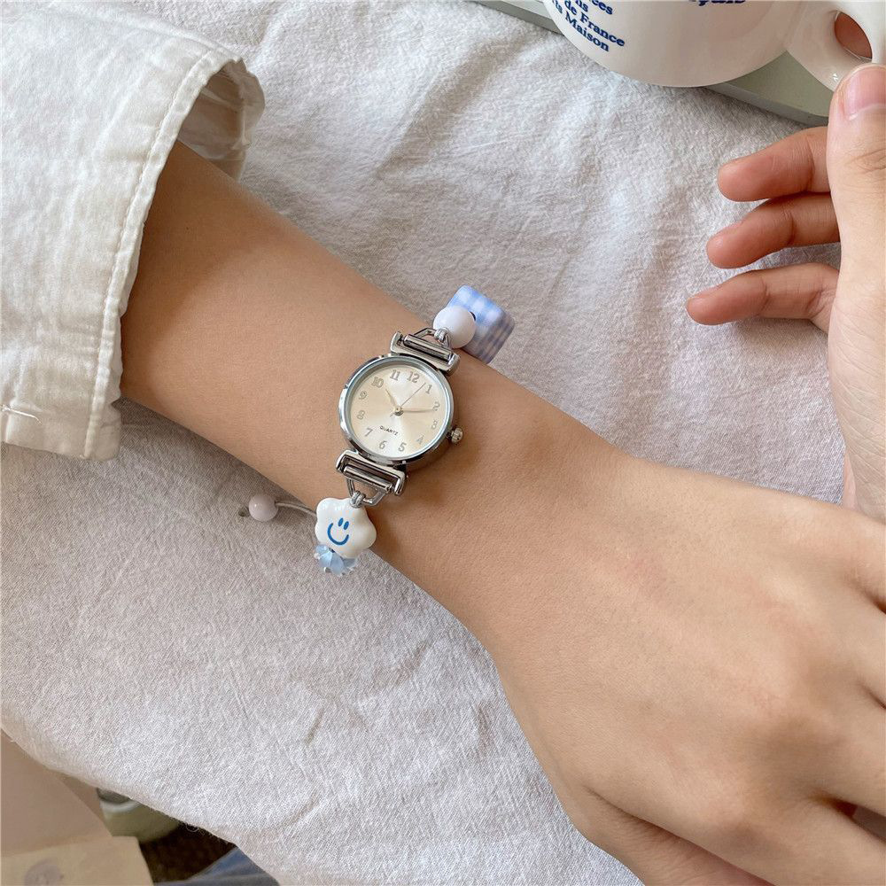 jk girl watch students only look at the time children junior high school girls high school girls 5 new special-interest design details Picture