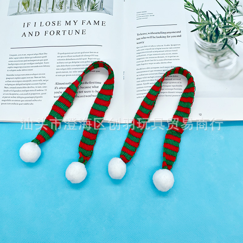 christmas mini woolen cap decorative knitted wool small hat doll red wine bottle thumb cap christmas small gift Item Picture
