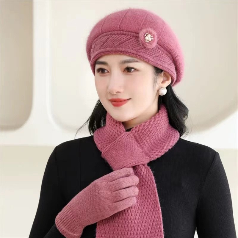 middle-aged and elderly mother rabbit fur knitted hat women's autumn and winter fashion all-matching fleece-lined warm beret woolen cap Item Picture