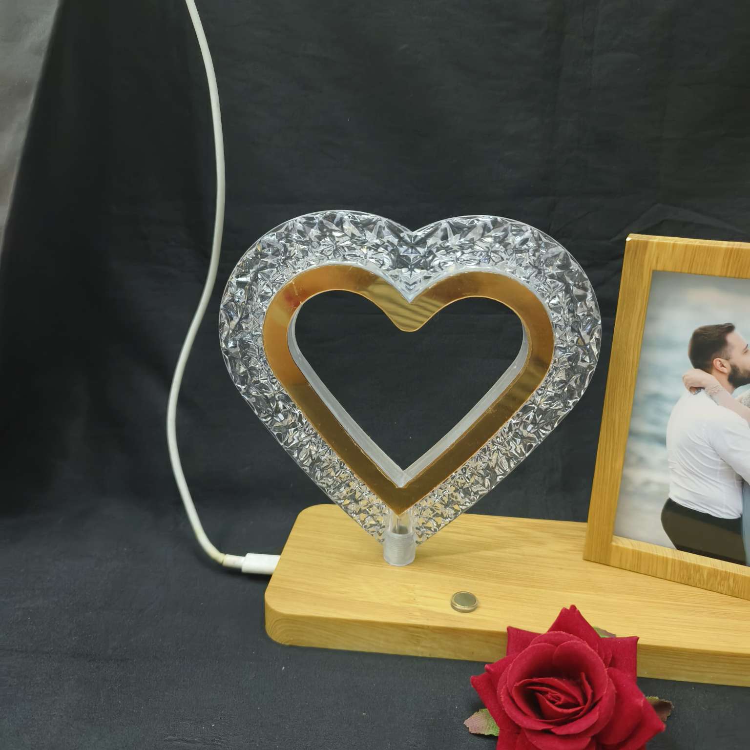 Photo frames with lights, density board photo frames, table lamp photo frames, processed photo frames, customized photo frames, photo frames, mirrors, plastic photo frames, touch screen switches in the photo frame factory, high-quality photo frames detail image 11