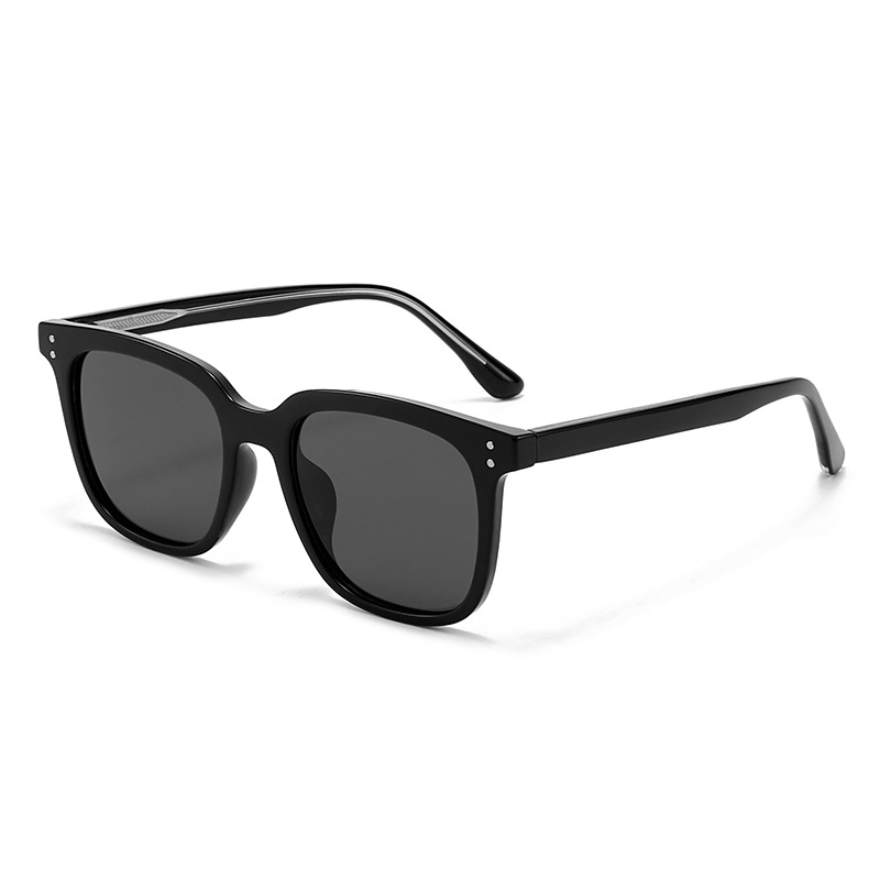 gm sunglasses for women summer sun-proof all-matching high-grade uv protection glasses 8627 small polarized sunglasses for men Application Scenario