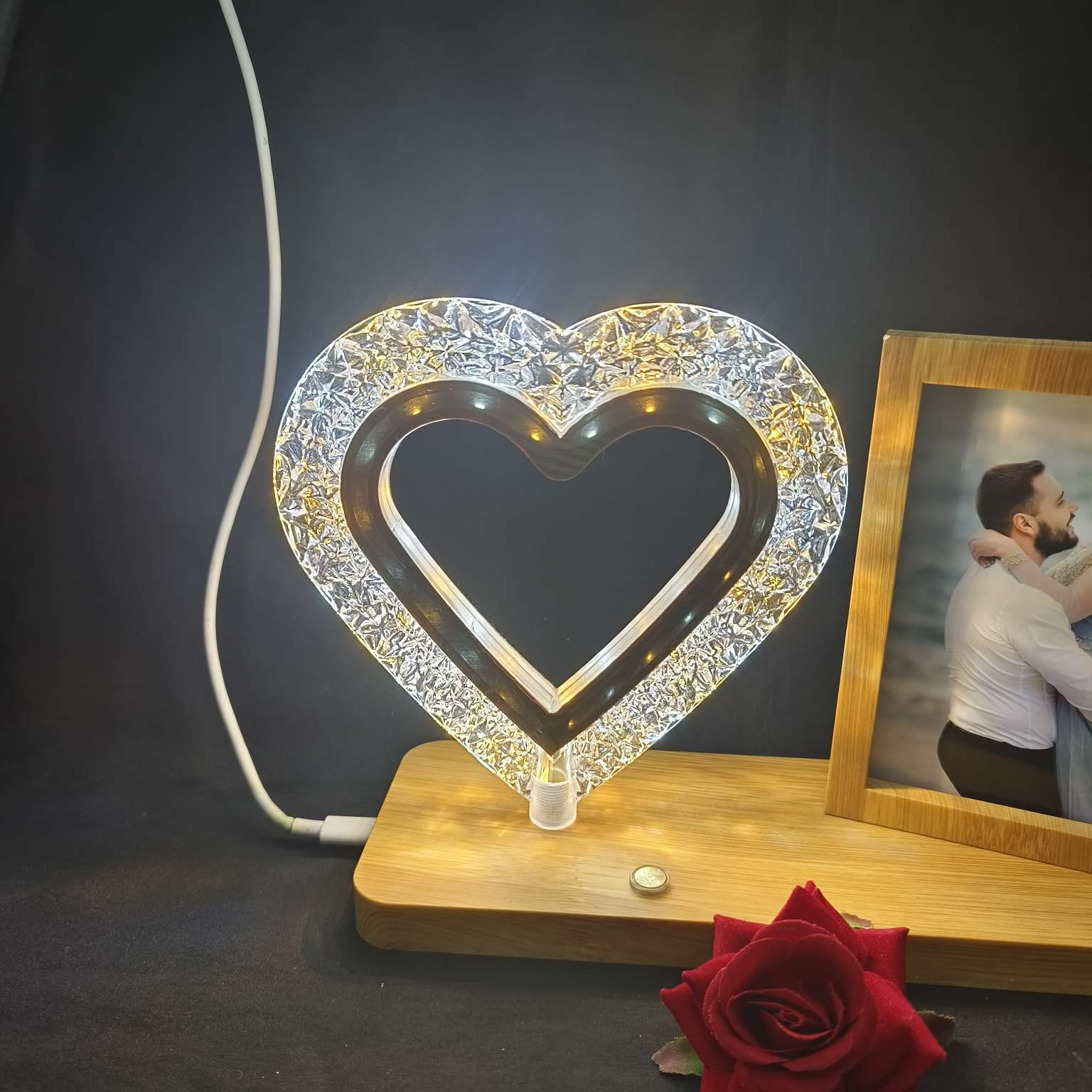 Photo frames with lights, density board photo frames, table lamp photo frames, processed photo frames, customized photo frames, photo frames, mirrors, plastic photo frames, touch screen switches in the photo frame factory, high-quality photo frames detail image 10