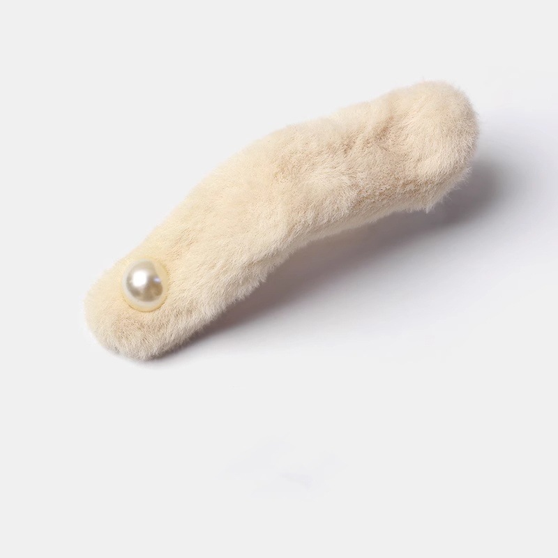 french pearl hair clip plush bead hairpin high-grade elegant back head duckbill clip bang clip hairpin Application Scenario