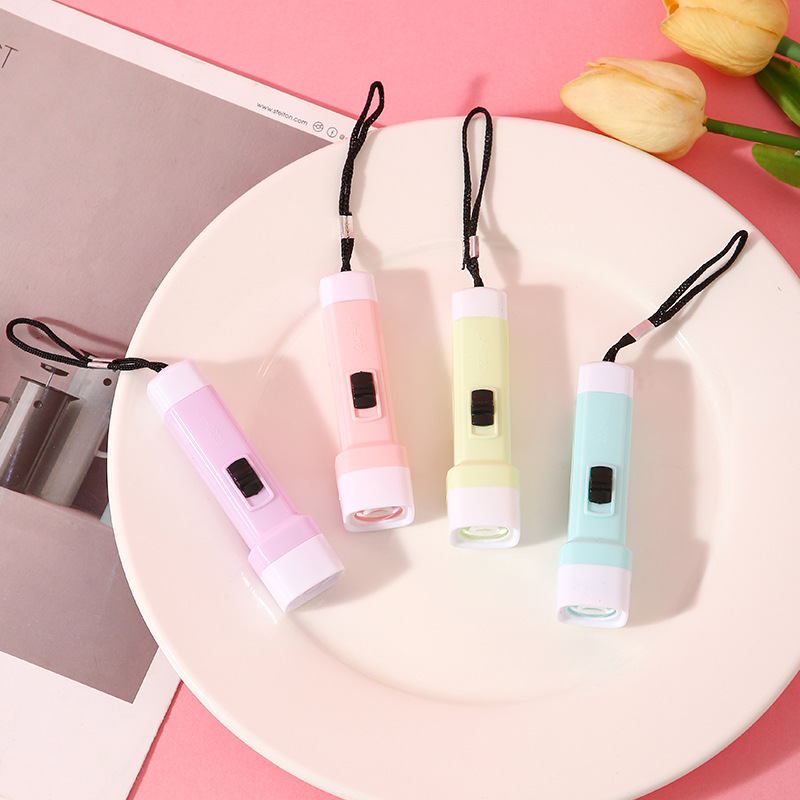 new macaron color small flashlight high light flashlight lighting led wholesale stall practical small household appliances gifts Application Scenario