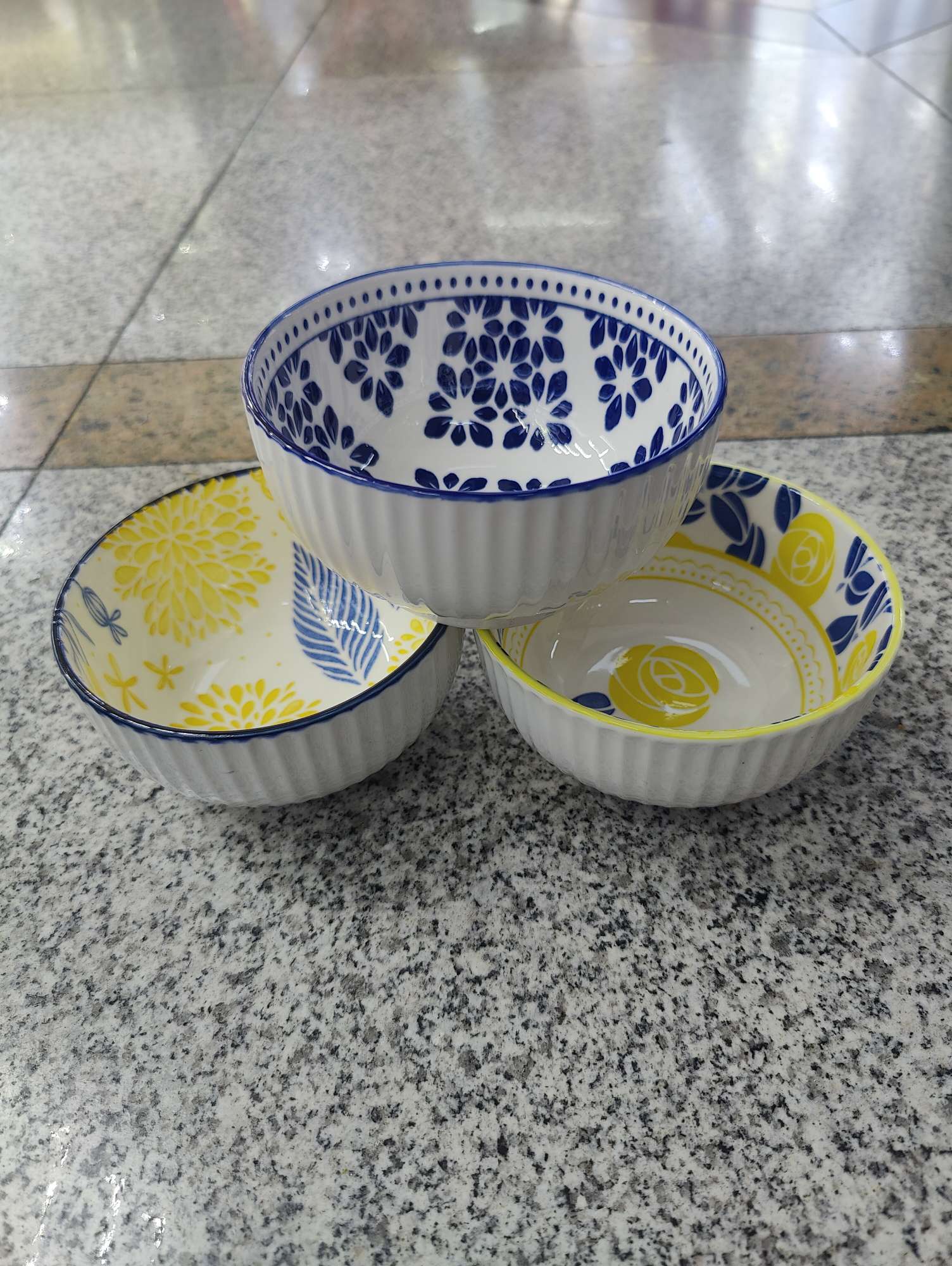 日用陶瓷餐具海鲜盘碗碟组合厨房用品盘子家用餐桌装饰