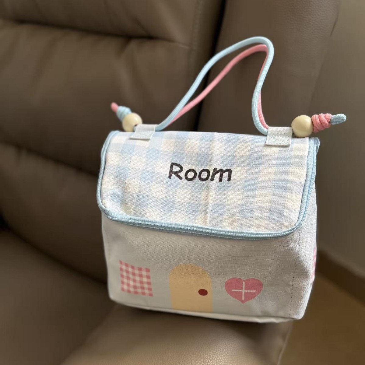 new dopamine house cosmetic bag color matching large capacity partition travel portable cosmetic bag storage bag storage Specification drawing