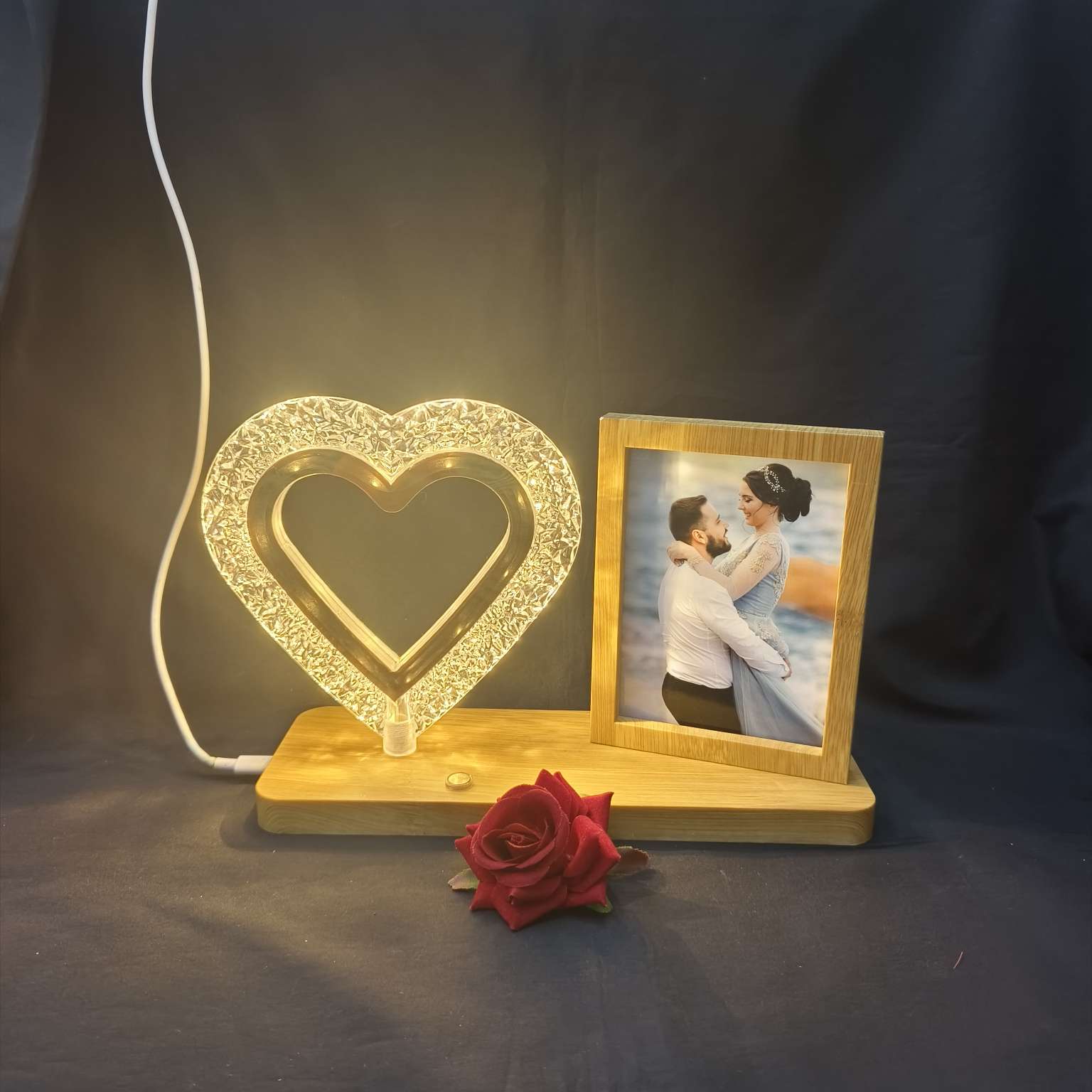 Photo frames with lights, density board photo frames, table lamp photo frames, processed photo frames, customized photo frames, photo frames, mirrors, plastic photo frames, touch screen switches in the photo frame factory, high-quality photo frames detail image 13