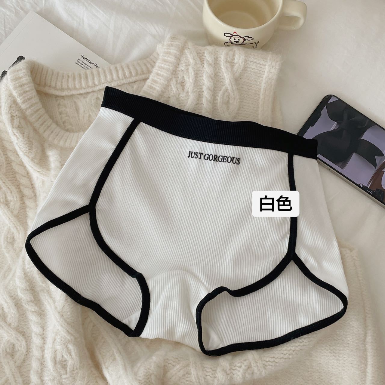 sports style comfortable boxer briefs summer fashion new three-dimensional comfortable traceless mid waist anti-exposure women's underwear details Picture