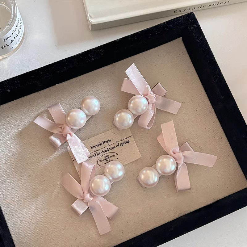 girlish style bow pearl barrettes korean style younger bangs side clip cropped hair clip barrettes headdress exquisite fashion clip Application Scenario