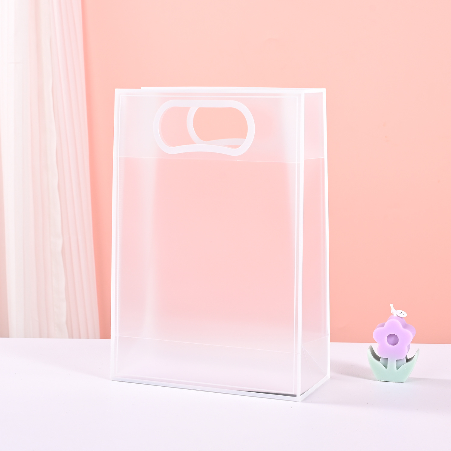 pp transparent frosted handbag ins high-grade wedding gift pvc plastic gift bag clothing shopping bag Item Picture