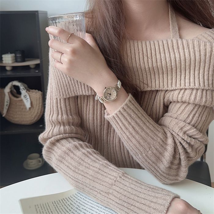 new watch female retro british style special interest light luxury fashion high sense female student round digital belt small Item Picture