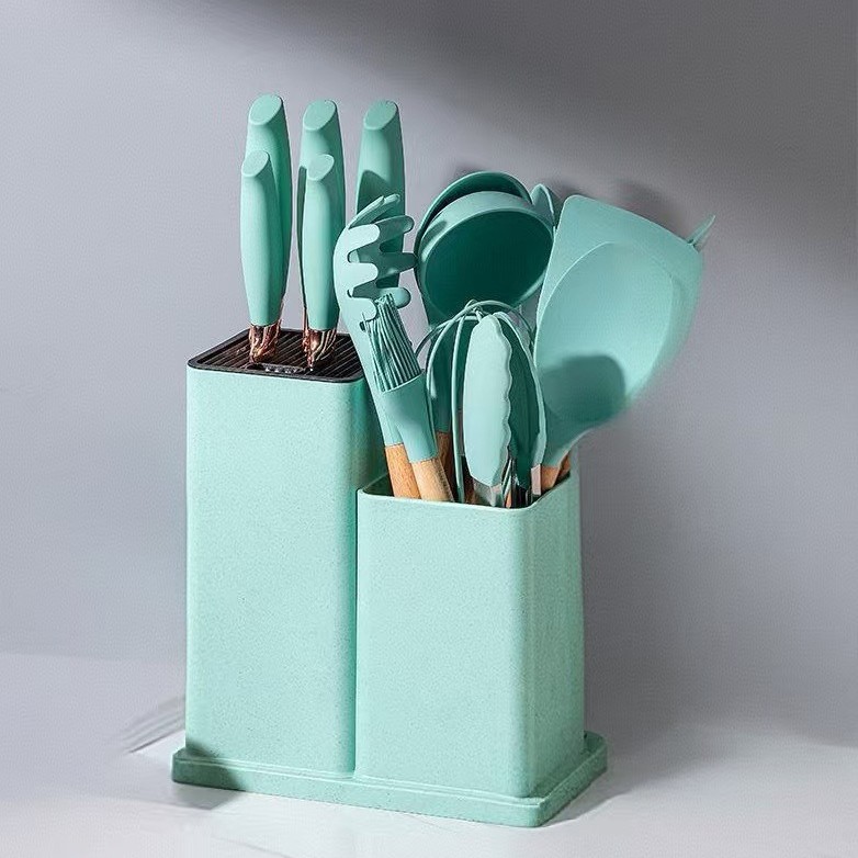 factory in stock silicone kitchenware 19-piece knife set kitchen tool belt storage spatula and soup spoon scraper cutting board Application Scenario