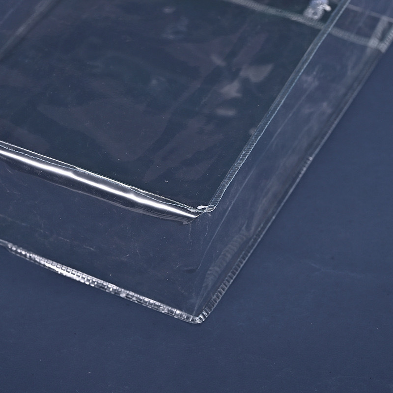 spot plastic pvc handbag transparent gift packaging bag milk tea hand gift candy portable pvc packaging bag Application Scenario