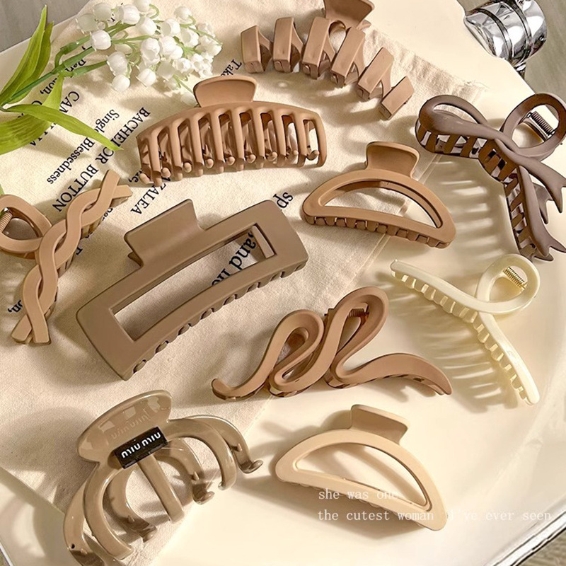 simple coffee color series grip women's large back head updo shark clip 2024 new hair clip headdress hairpin details Picture