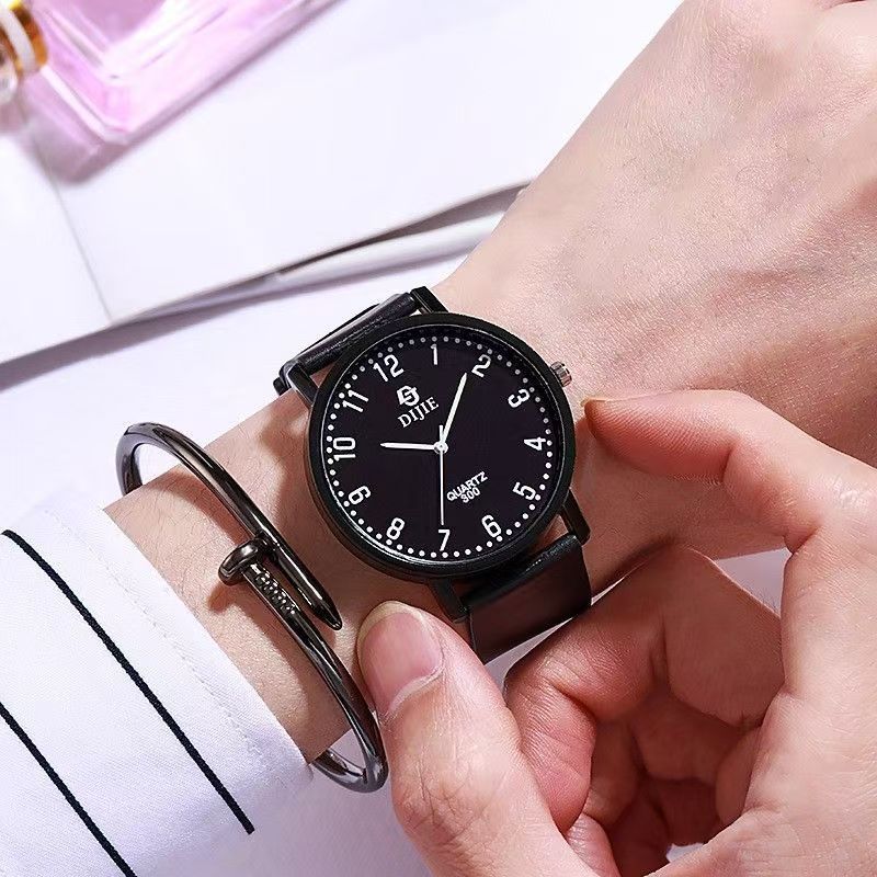 luminous waterproof examination watch korean style simple trend quartz student watch men and women college style couple female watch Application Scenario