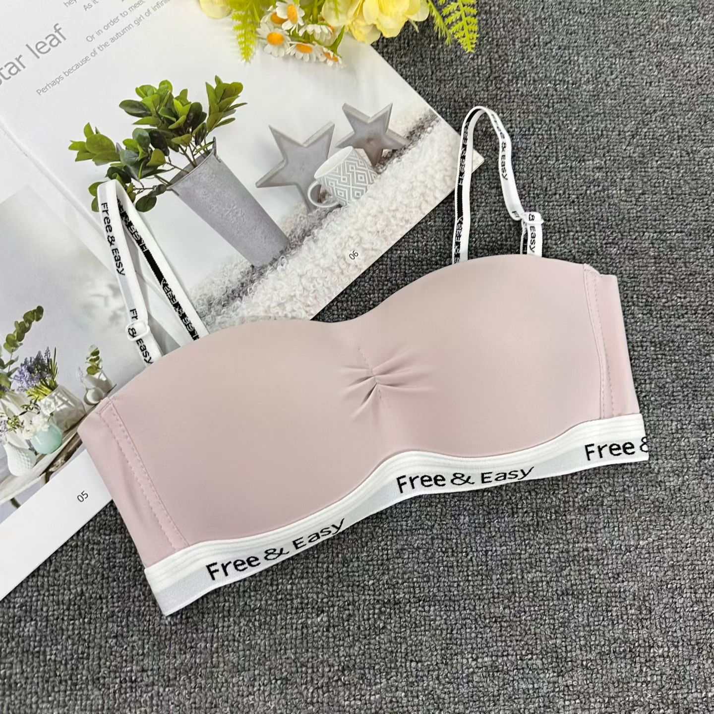 For export to Europe, America and Africa, we offer fashionable and high-quality underwear with letter straps, a beautiful back, no seams and no steel rings. Women's underwear Specification drawing