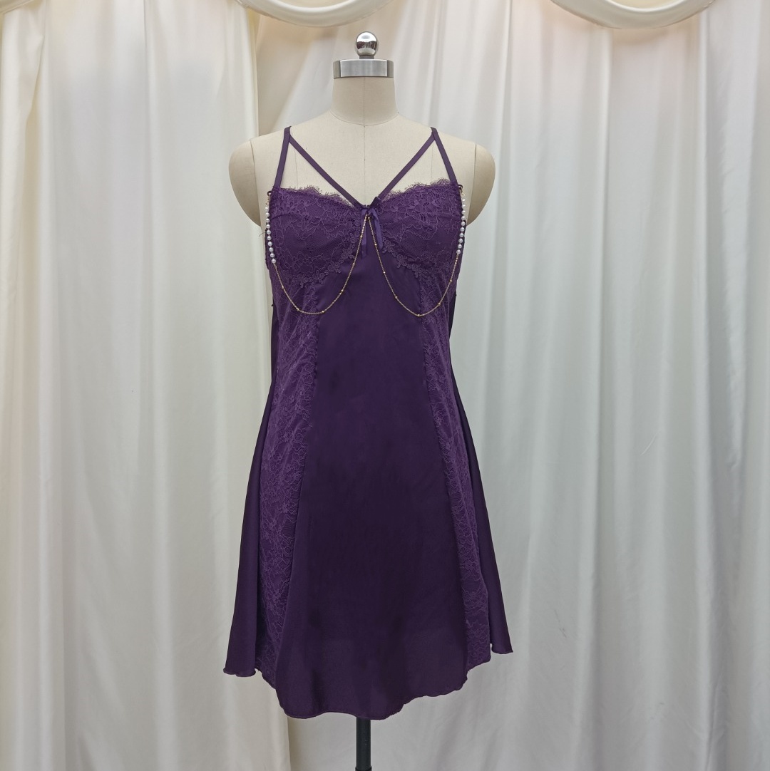 New sexy pajamas for women, spring and summer lace ice silk thin nightdress, high-end chain new summer halter nightdress Item Picture