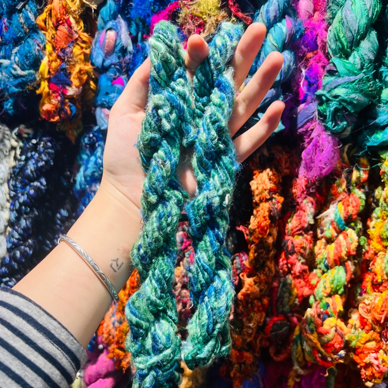 DIY imported new silk yarn, purely handcrafted DIY accessories, accessories, decorative bags, necklaces, bracelets, and bracelets. Item Picture