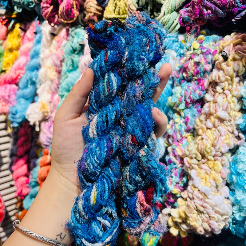 DIY imported new silk yarn, purely handcrafted. DIY accessories, decorations, bags, necklaces, bracelets, and accessories. 1