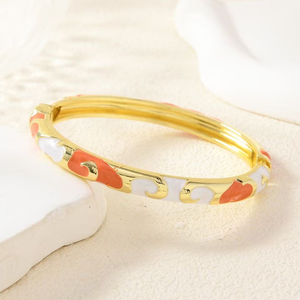 Retro enamel bracelets, colorful oil-dripping special foreign trade accessories, popular scenic spots Specification image
