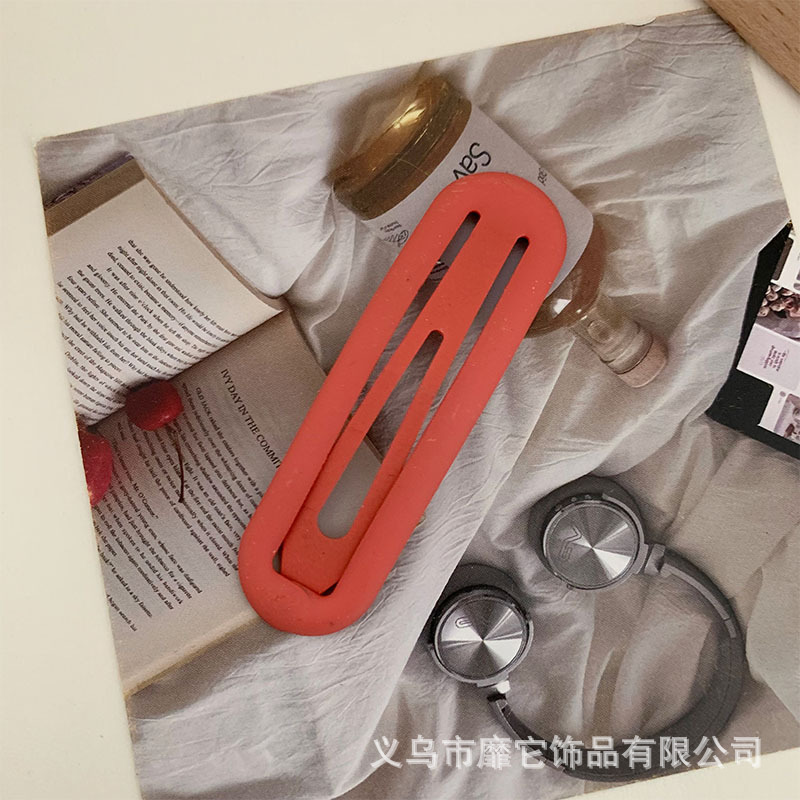 metal dripping oil bb clip large children's candy color frosted oval barrettes basic all-matching back head cropped hair clip barrettes female Application Scenario