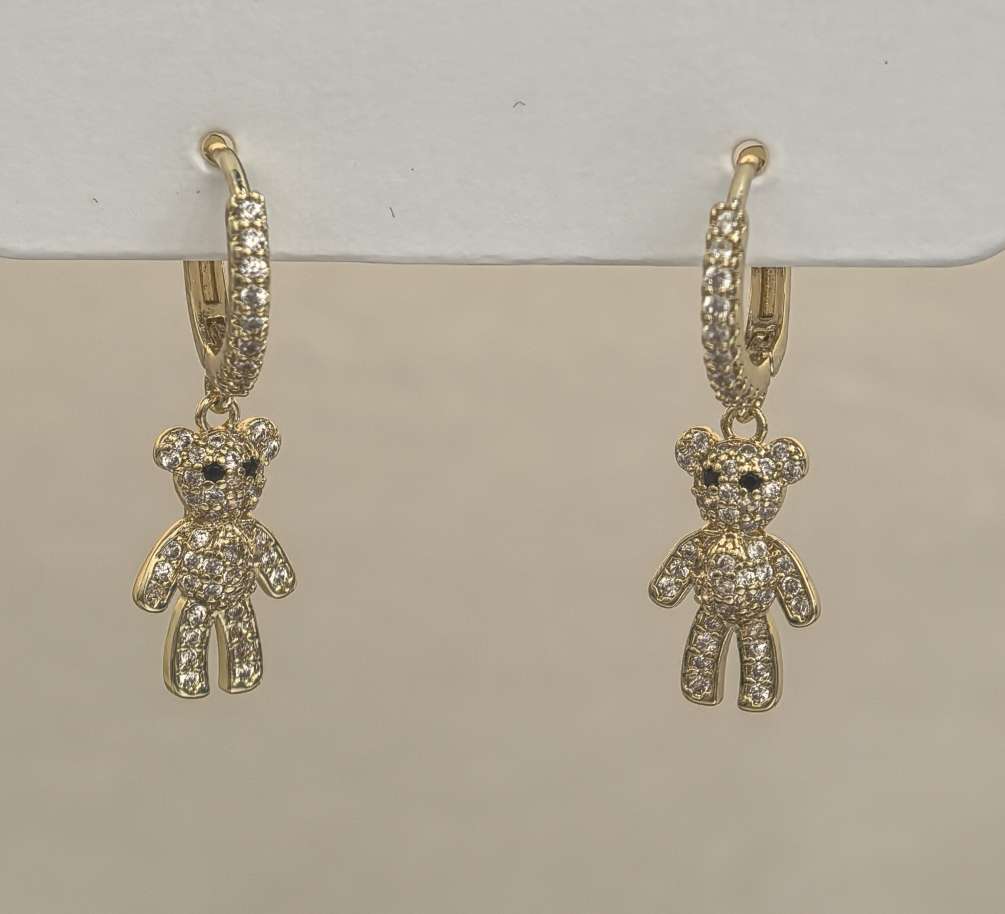 小熊时尚珍珠耳钉耳饰女气质简约耳钉爆闪耳针耳饰品百搭耳饰品女款饰品