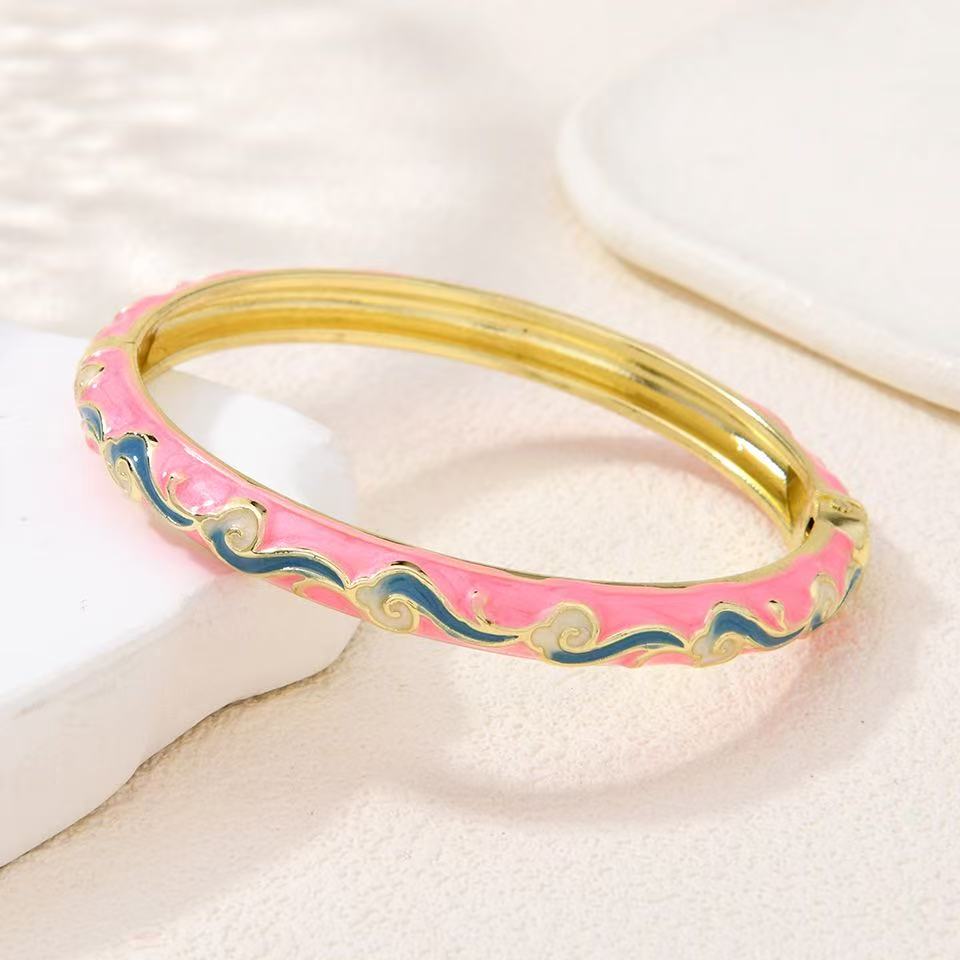 Retro enamel bracelets, colorful oil-dripping flowers, auspicious clouds, foreign trade accessories, popular scenic spots Specification image