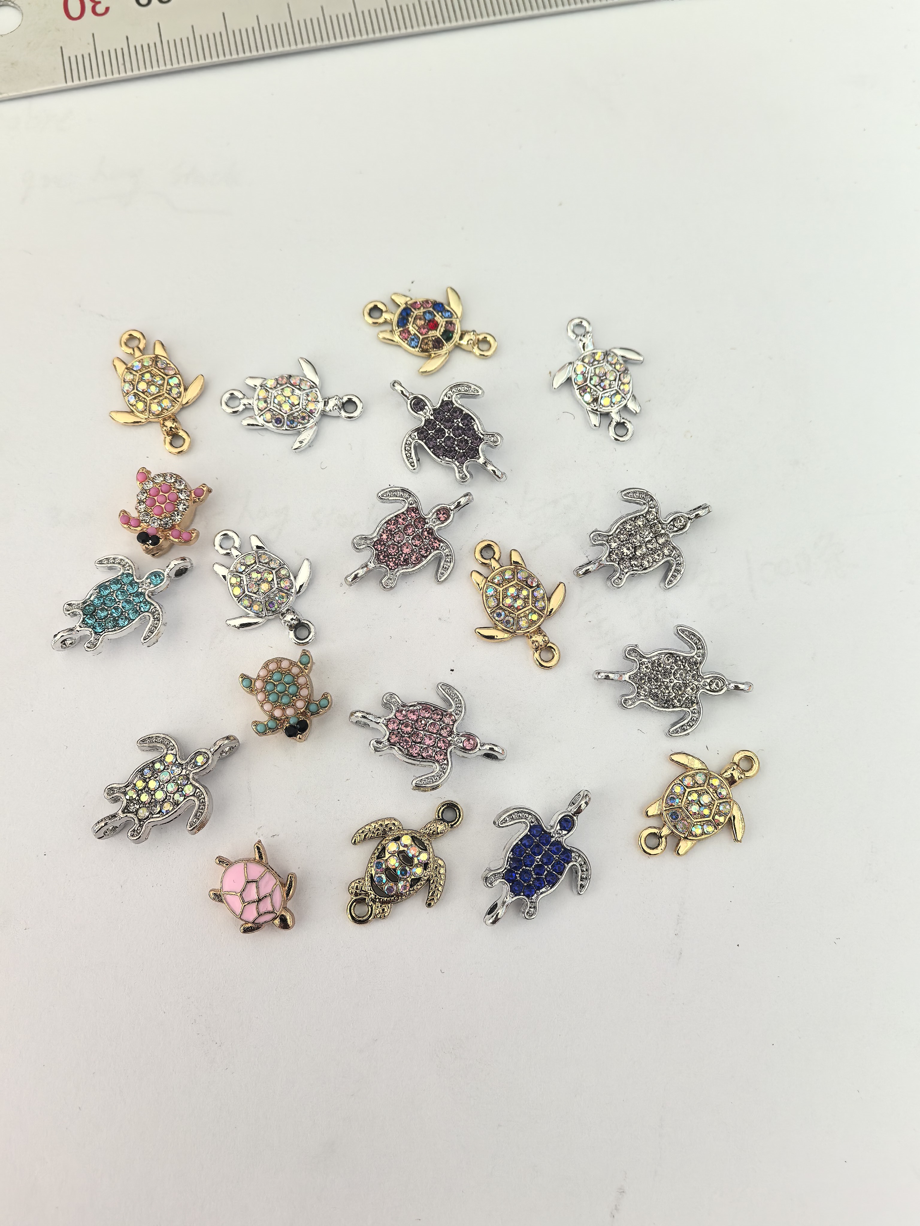 跨境热销饰品diy配件点钻乌龟配件 手链项链长寿龟吊坠合金配件 UV电镀，点位珠穿孔