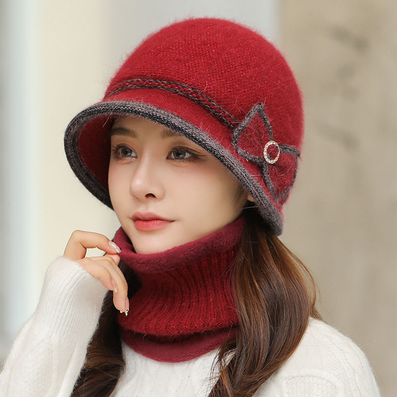 hat female autumn and winter wild western style middle-aged and elderly fleece-lined windproof cycling cold-proof winter warm mother woolen cap full figure
