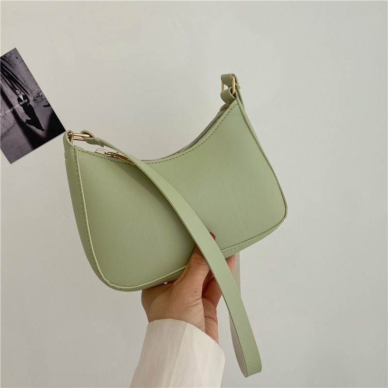 22 new small square bag women wholesale korean texture all-match messenger bag dumpling shape fashion portable shoulder underarm bag Application Scenario