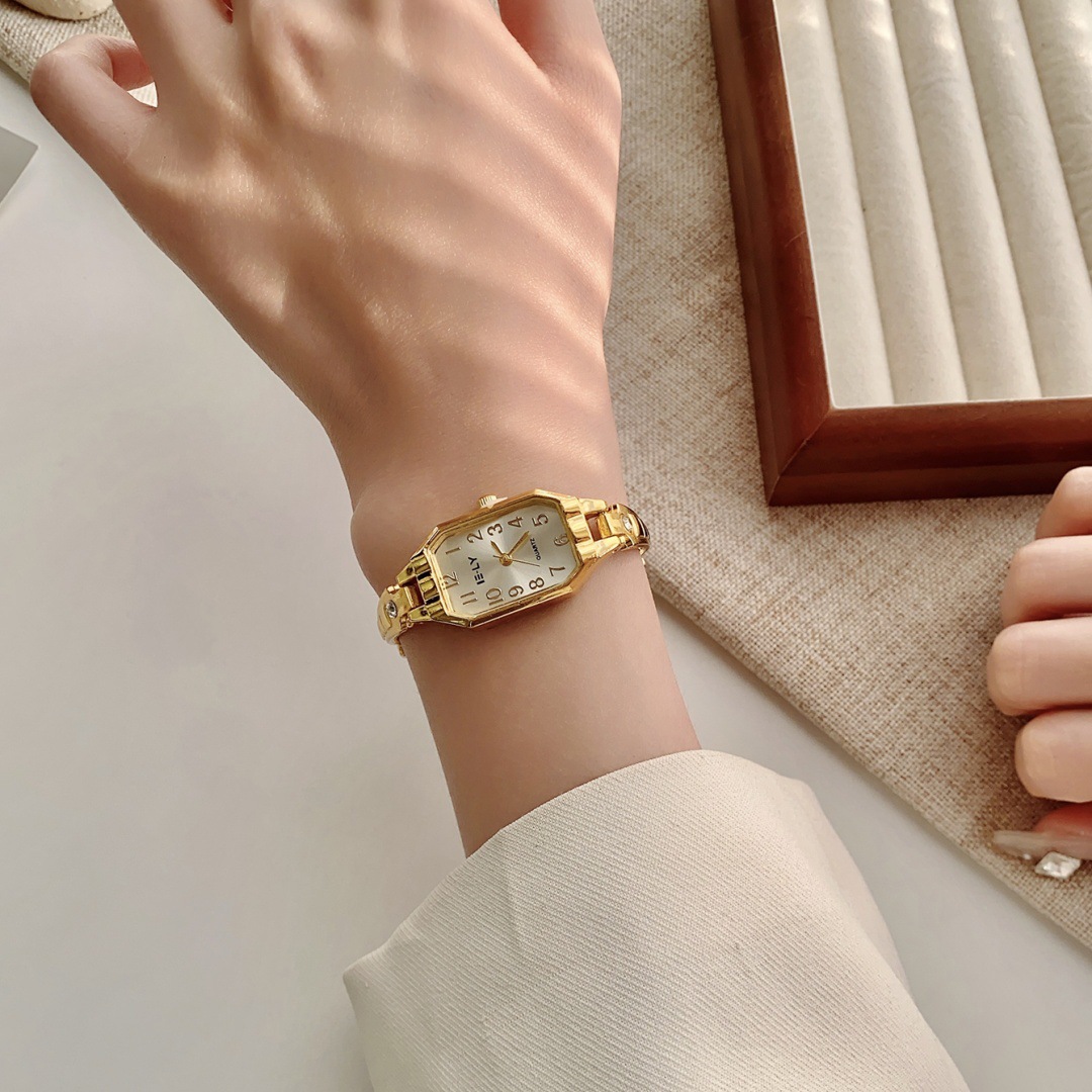 old qian style light luxury gold watch female cross-border new arrival fashion quartz watch commuter's all-matching watch retro small golden watch Specification drawing
