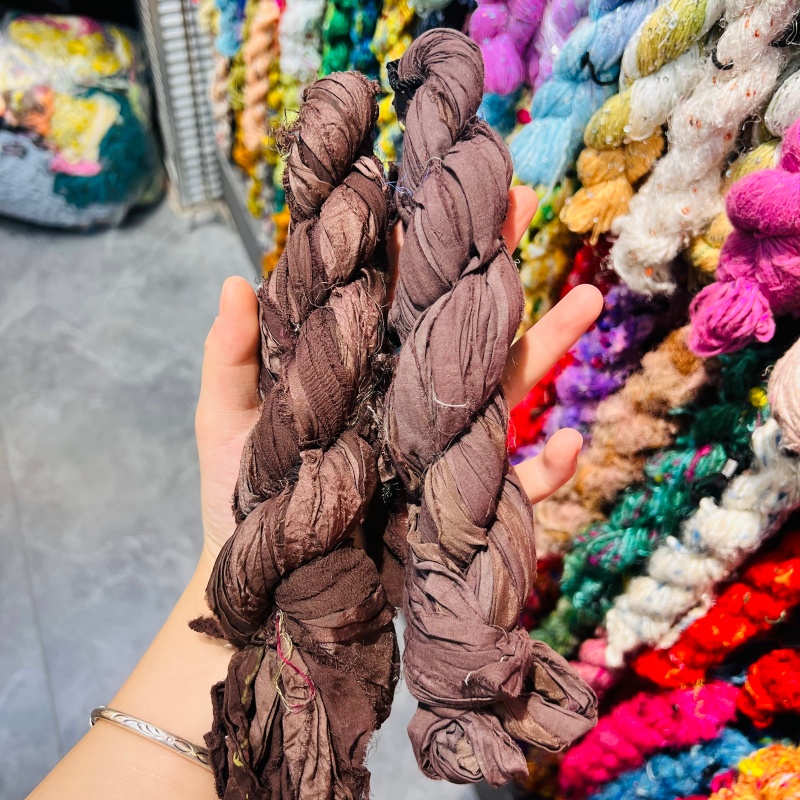 DIY imported new silk yarn, purely handcrafted. DIY accessories, accessories, decorative bags, necklaces, bracelets, and accessories. 2 Item Picture
