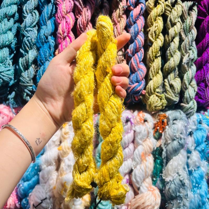 DIY imported new silk yarn, purely handcrafted DIY accessories, accessories, decorative bags, necklaces, bracelets, and accessories... 8 details Picture