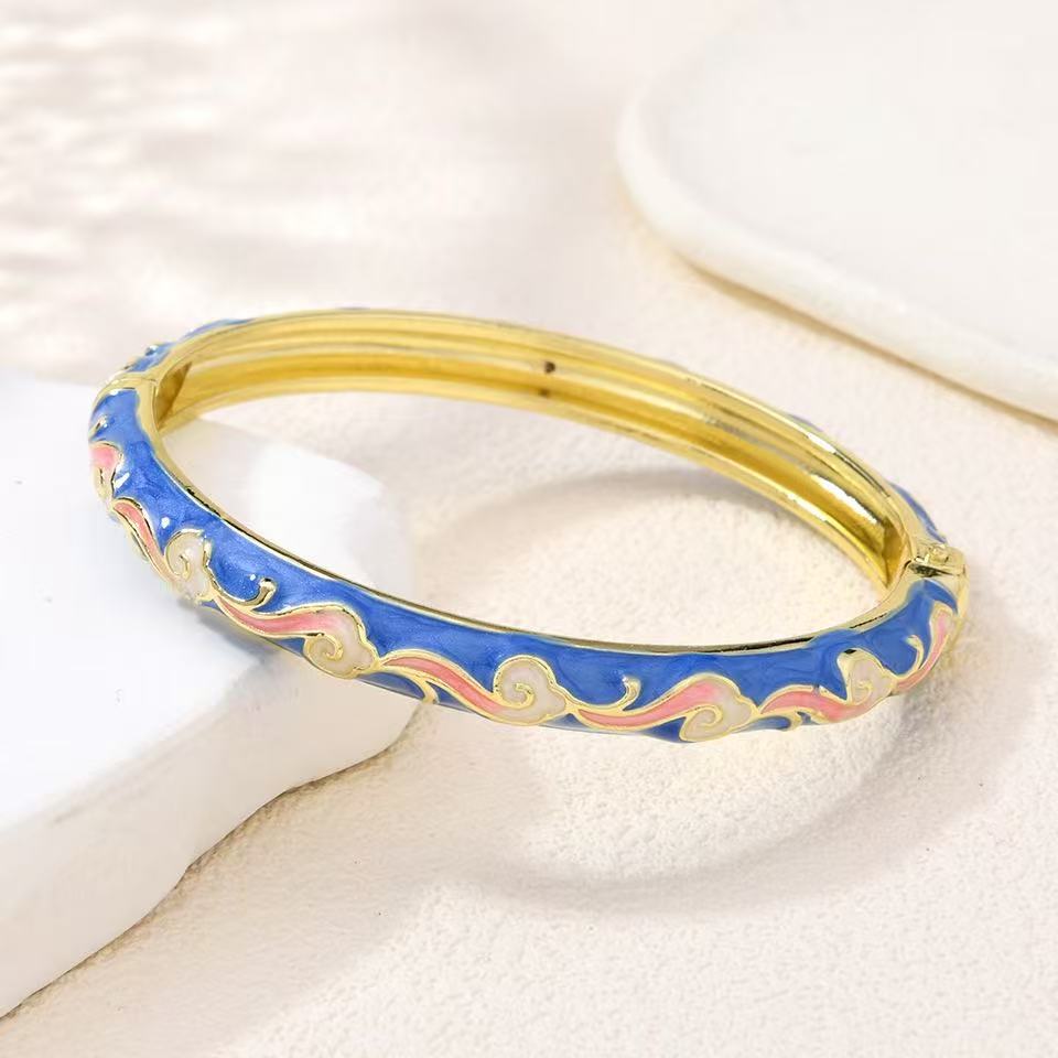 Retro enamel bracelets, colorful oil-dripping flowers, auspicious clouds, foreign trade accessories, popular scenic spots