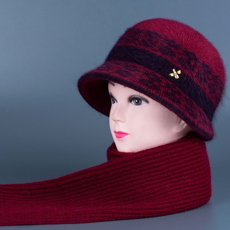 middle-aged and elderly hat female winter mother warm hat fleece thickened hat for the elderly grandma bucket hat elderly knitted woolen cap Application Scenario