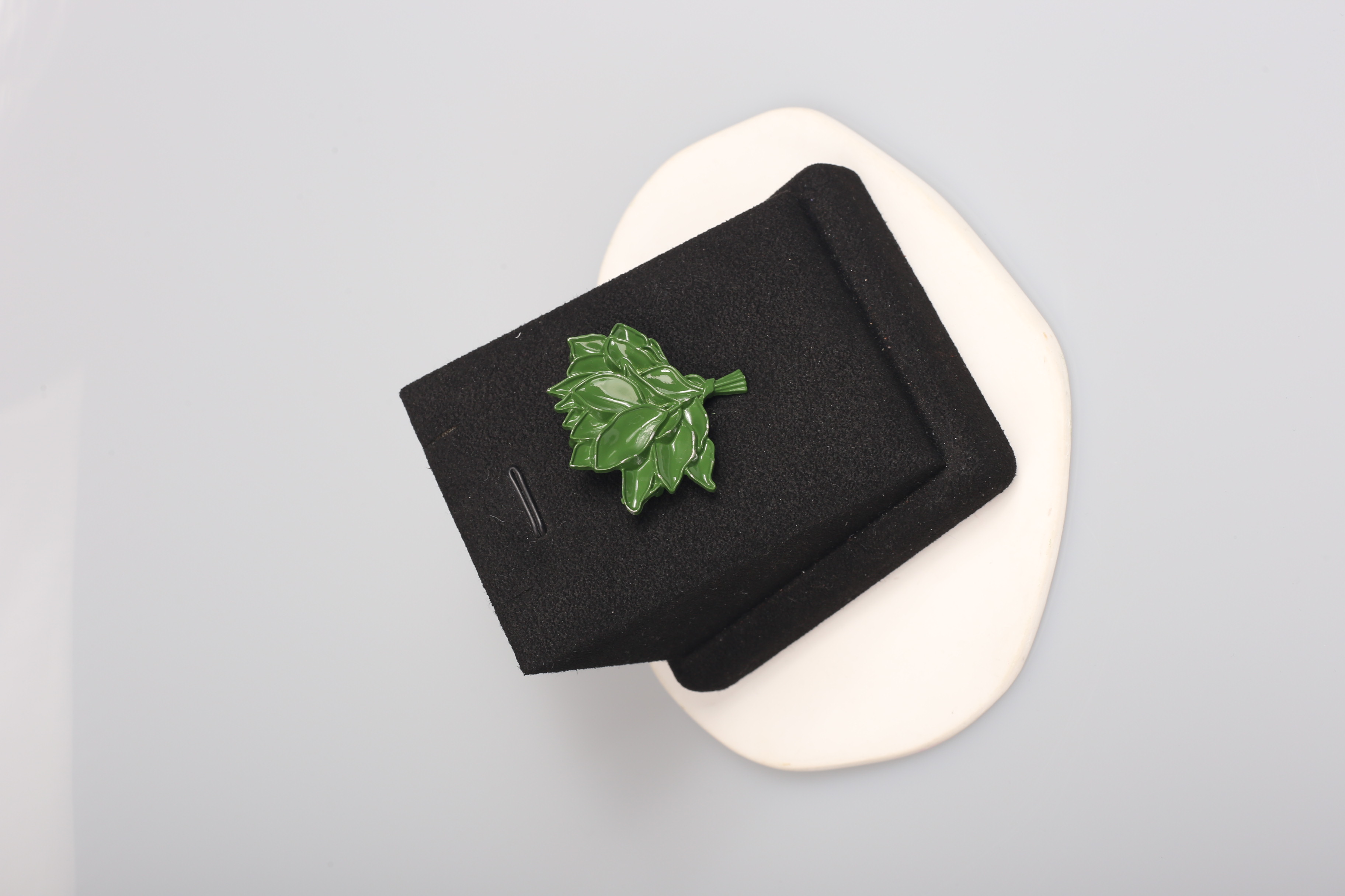 胸针/布艺胸针/旋转雪花胸针/徽章/毛主席头像徽章产品图