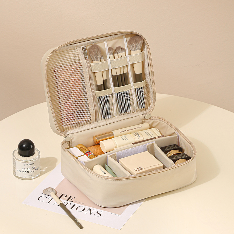 new cross-border wash beauty tool storage bag portable oxford cloth with partition fashion out portable cosmetic bag Item Picture