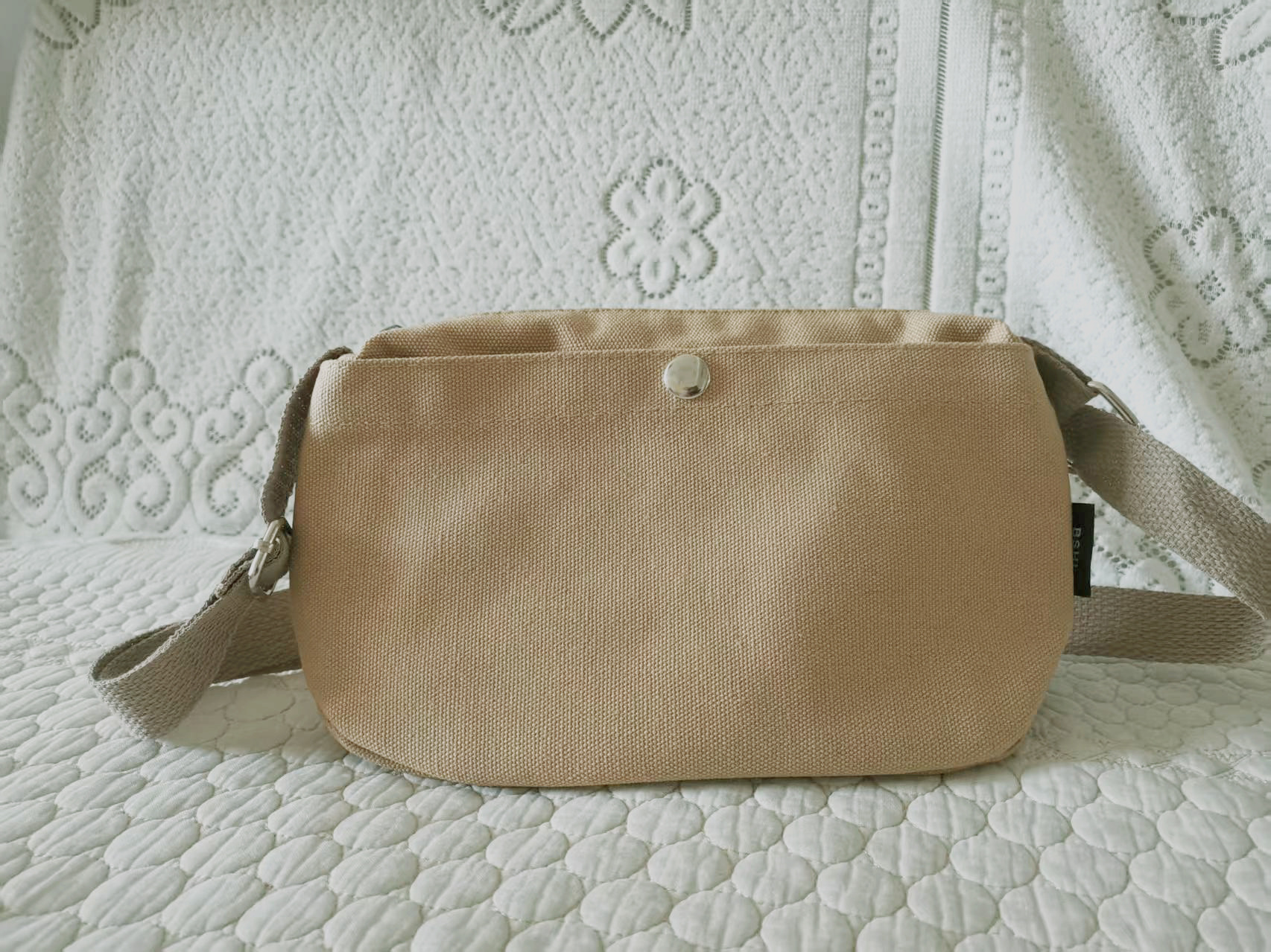 one piece dropshipping simple fashion in europe and america one-shoulder small cloth bag female college student shopping leisure canvas messenger bag details Picture