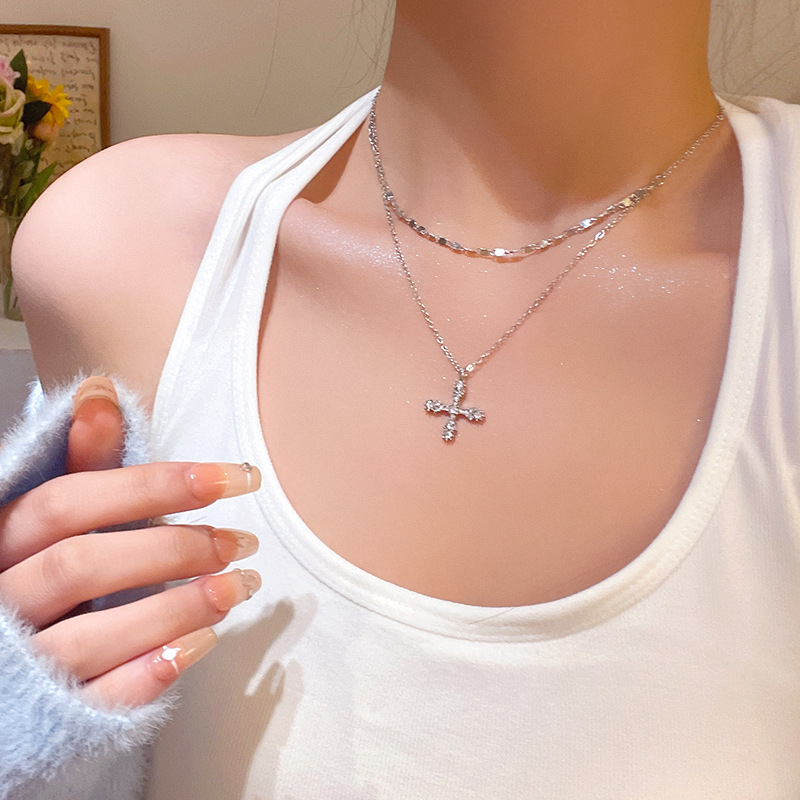rhinestone cross double-layer necklace for women light luxury minority design hot girl clavicle chain trendy cool personality new ornament Specification drawing