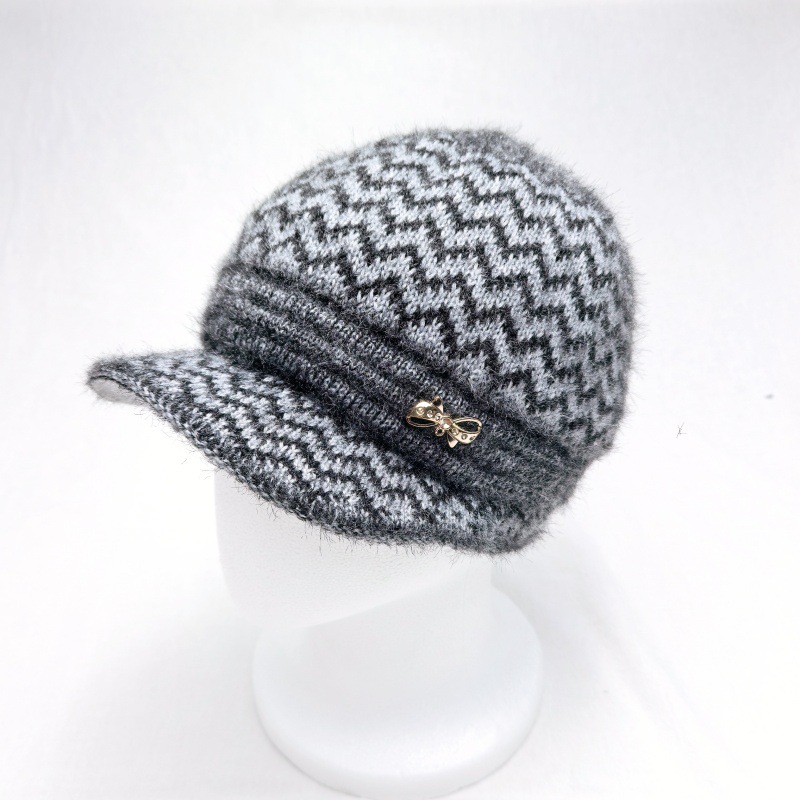 middle-aged and elderly grandma mom style hat fleece lined padded warm keeping knitted hat winter new women's small edge knitted hat full figure