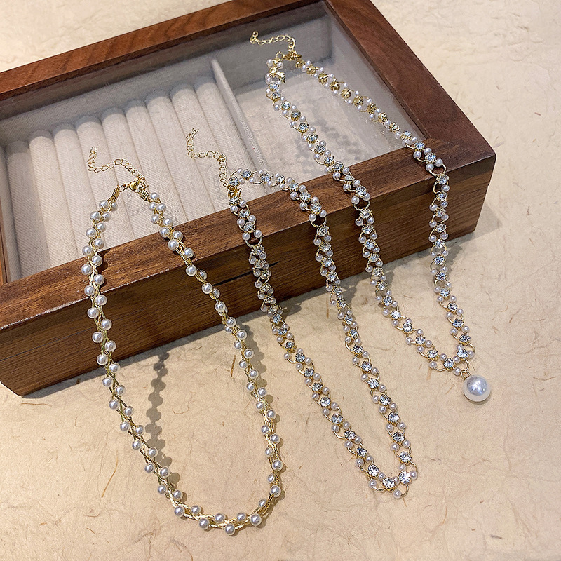retro french design pearl necklace for women light luxury temperament ins style socialite necklace all-match baroque accessories details Picture