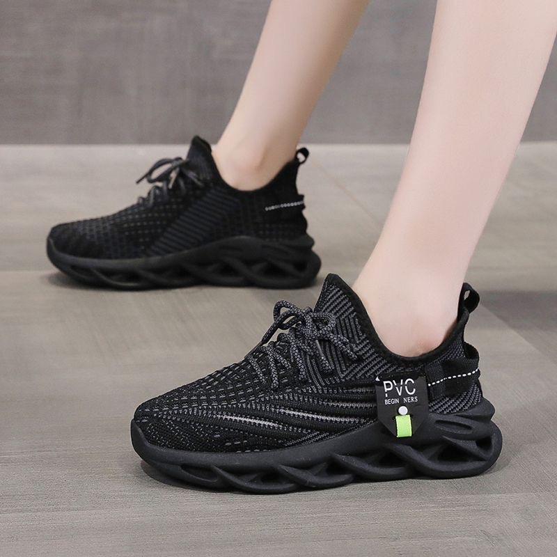 spring and summer new running shoes mesh breathable hollow mesh surface casual sneaker women's mesh surface shoes outdoor student shoes Application Scenario
