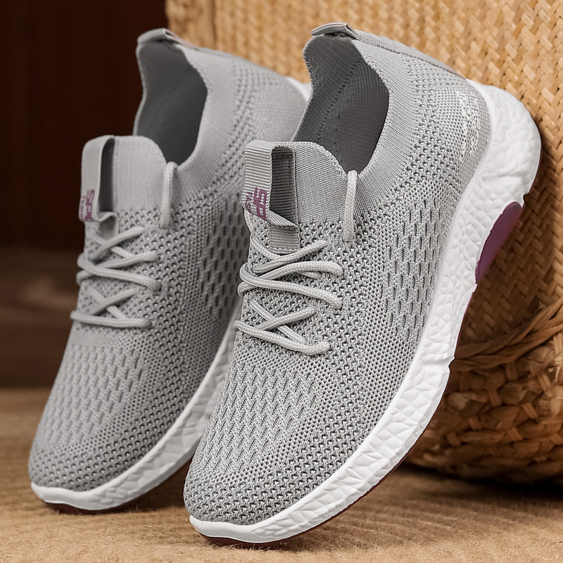 women's shoes 2025 spring and autumn new versatile sneakers female mom shoes old beijing cloth shoes foreign trade women's shoes wholesale Item Picture