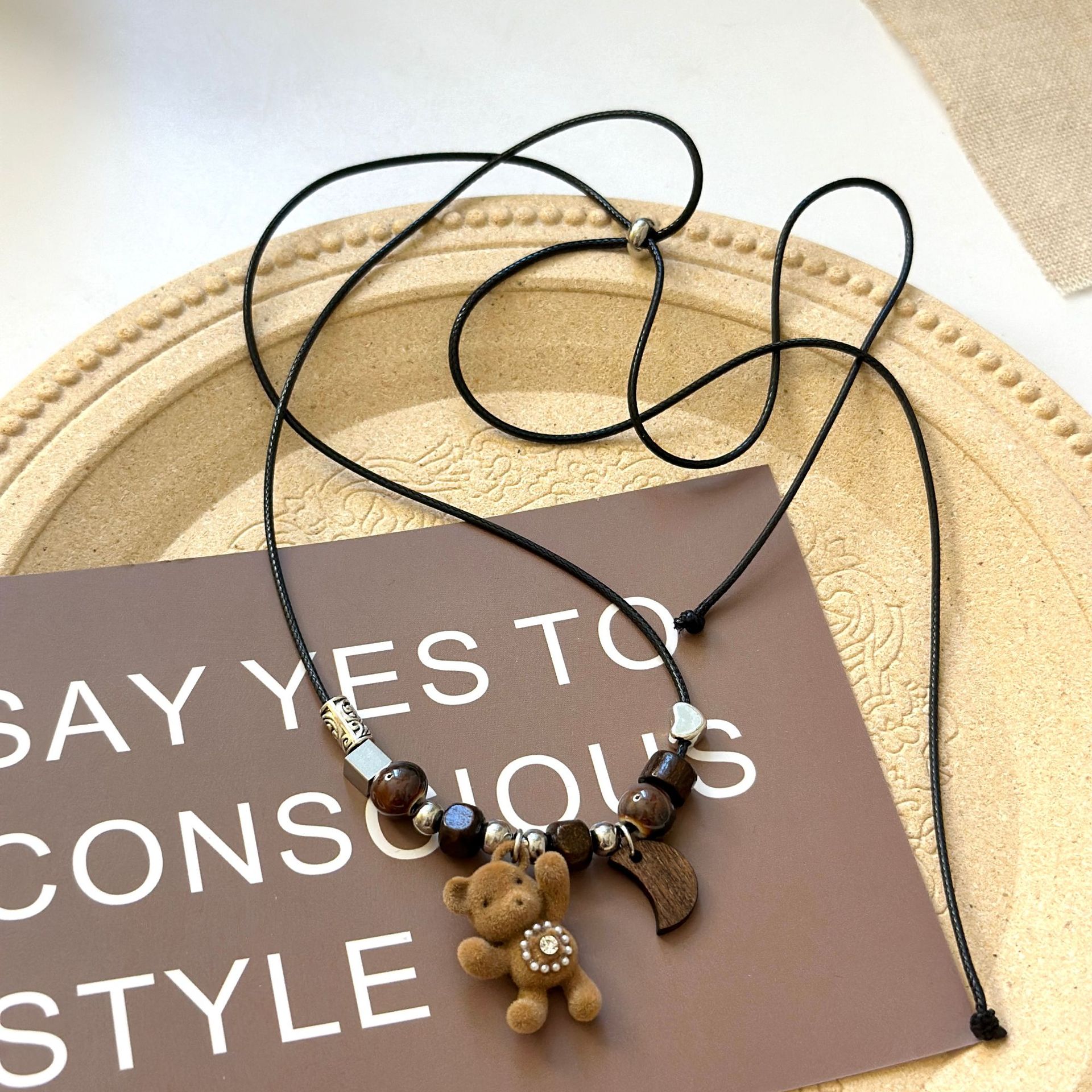 cute brown flocking pearl bear pendant necklace ring niche sweet childlike all-match clavicle chain sweater chain details Picture