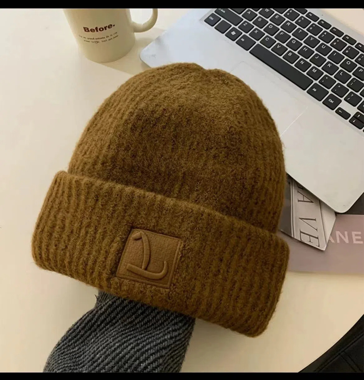 hat women's new autumn and winter fleece-lined thickened warm hat cold protection earflaps beanie hat face-looking small knitted wool hat full figure