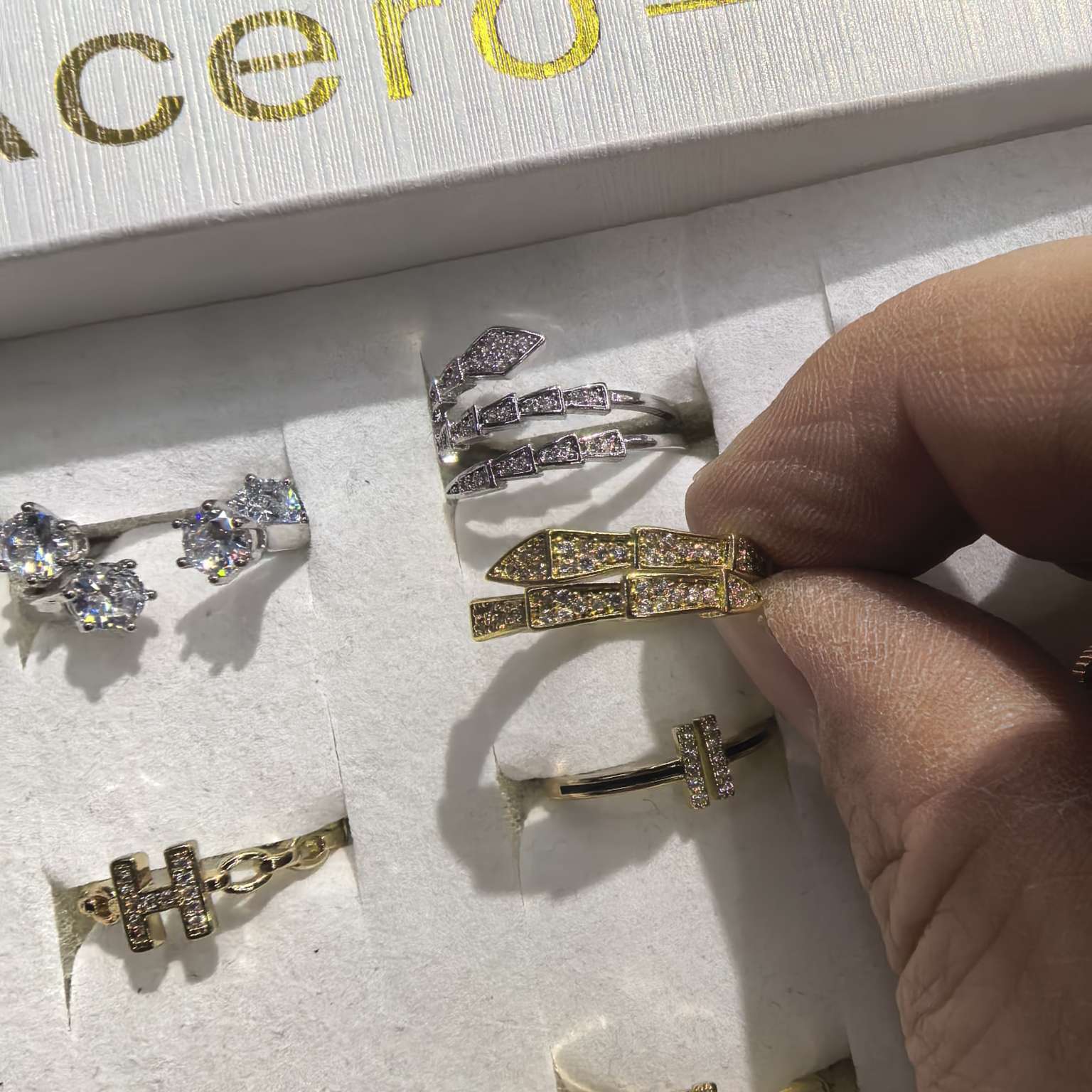 精品手饰戒指空托中古拉丝设计珍珠点缀时尚饰品戒指配件中古拉丝戒指饰品珍珠戒指戒指空托戒指饰品戒指戒指空托珍珠戒指戒指空托详情图5
