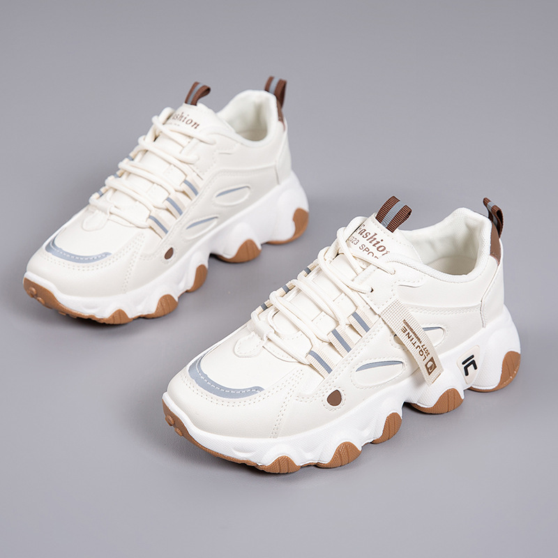 2025 new spring and autumn wear-resistant soft bottom dad shoes women's non-slip sneakers lightweight women's fashion casual shoes Application Scenario