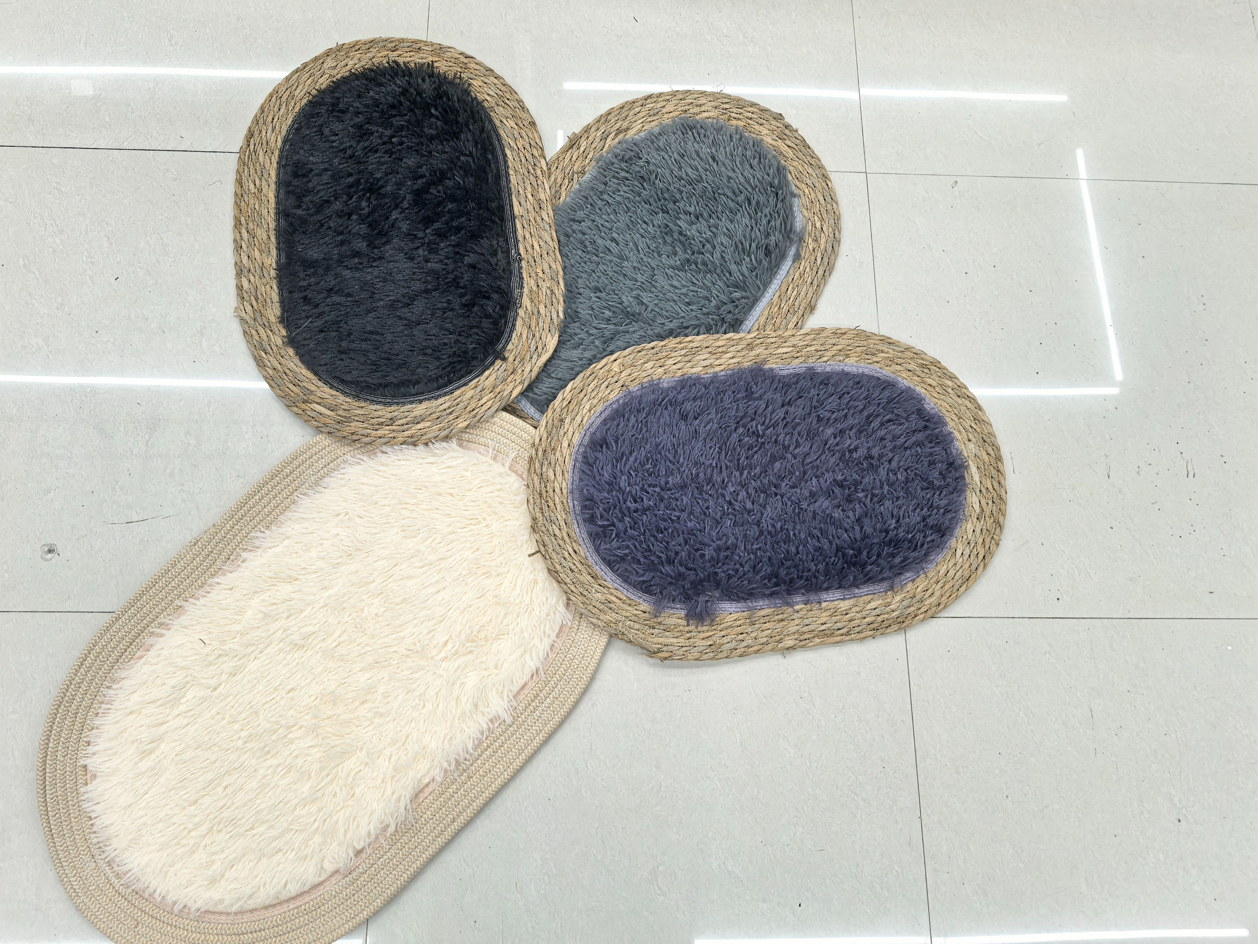 宠物夏季凉爽狗垫宠物猫咪垫透气垫子宠物用品夏天狗垫子编织椭圆形垫适合猫咪和小型犬