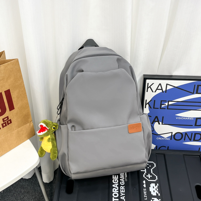 2025 new high school and college student schoolbag men's computer commuter backpack girl travel large capacity backpack men Application Scenario